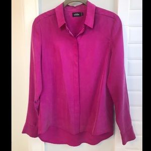 Stylish bright pink Kate Spade Blouse 👚